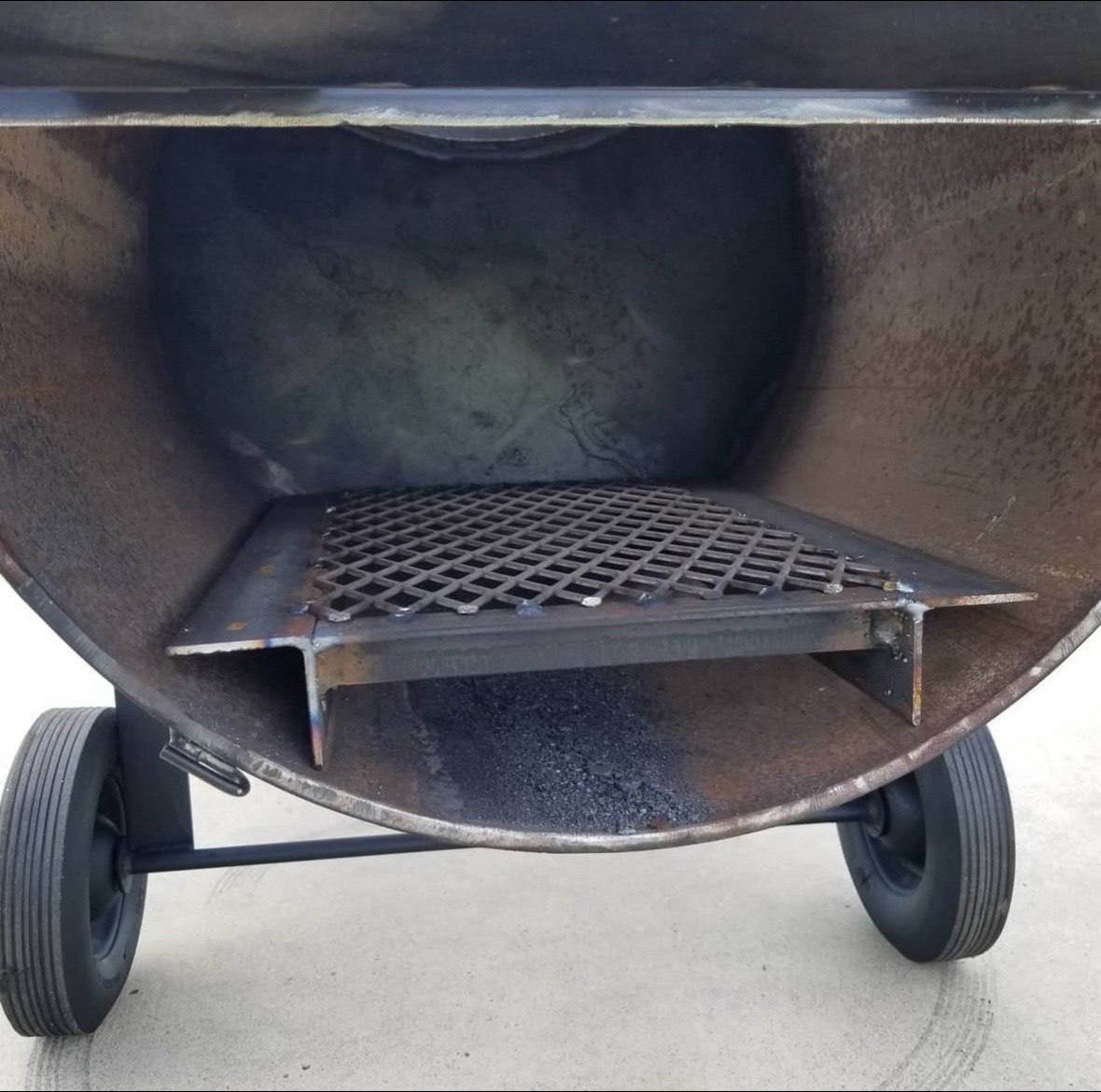 24x50 Grill - Image 3