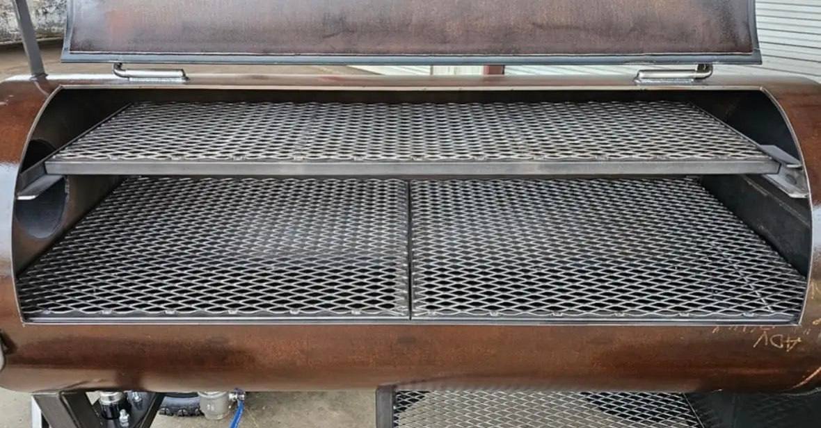 Custom 26" x 60" Offset Smoker on Wagon Cart - Image 4