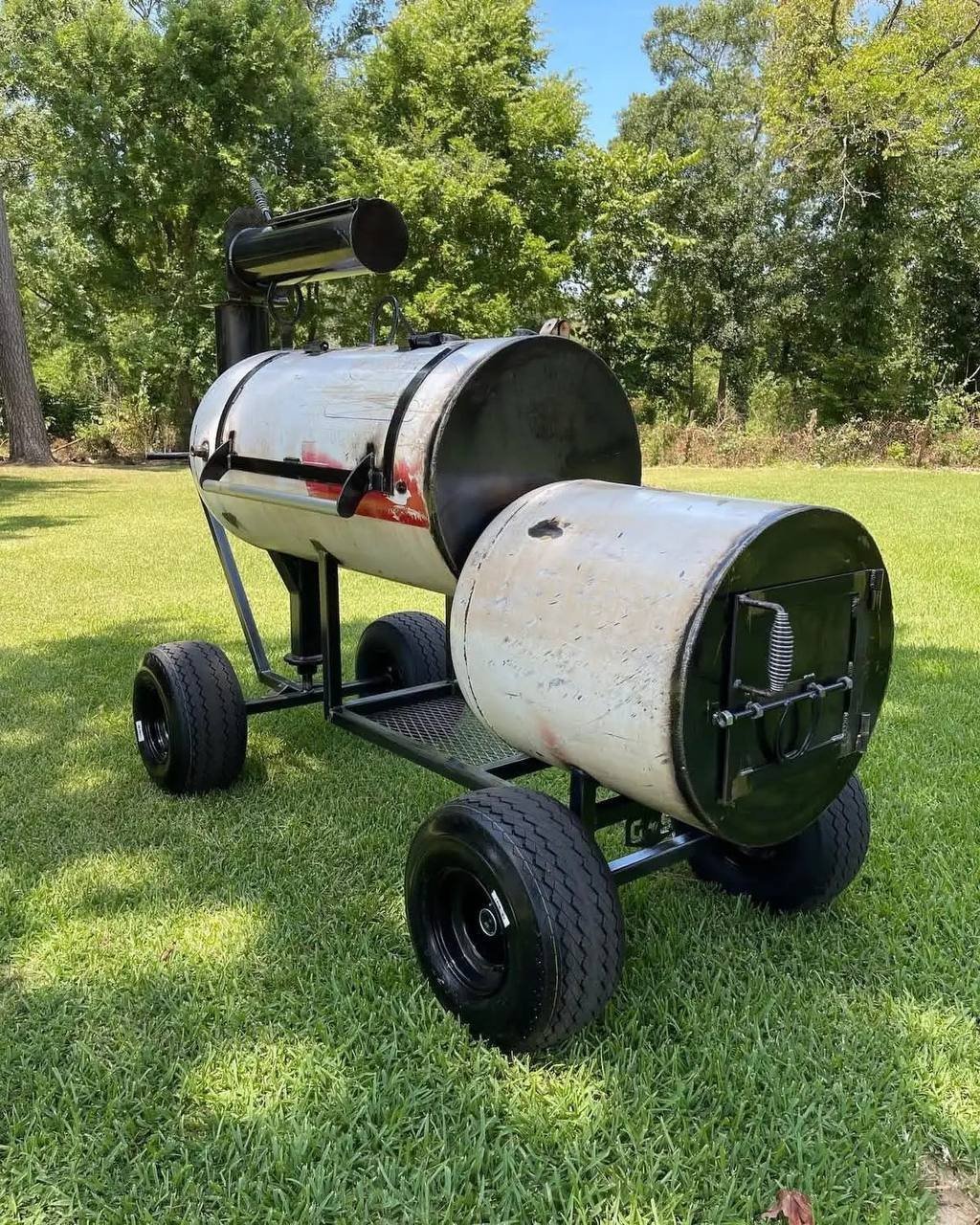 Small Reverse Flow Smoker on Cart - Image 4